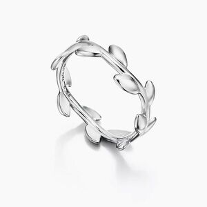 Tiffany & Co Oak Leaf Ring Size 7